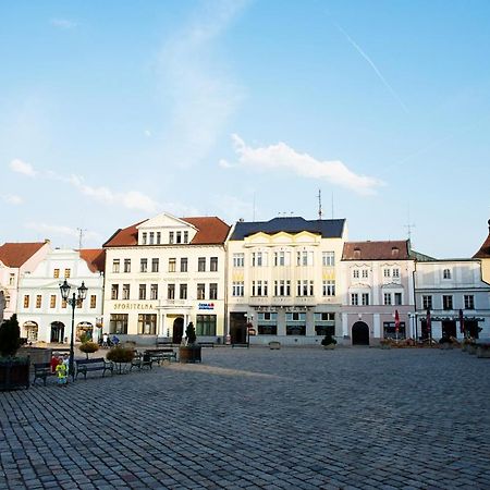 Hotel Slavie Pelhřimov Exterior foto